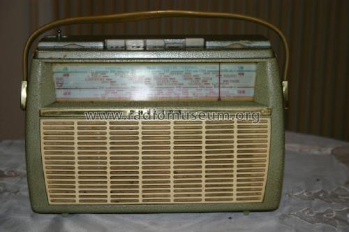 Picknick L4A03T; Philips - Österreich (ID = 2450153) Radio
