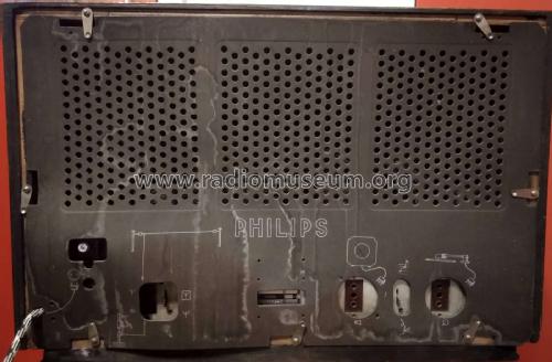 7-38A; Philips - Polskie (ID = 2879755) Radio