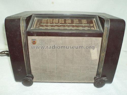 385LN; Philips Portugal (ID = 1936292) Radio