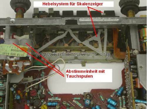 22AC724 /02 /93; Philips Radios - (ID = 804649) Car Radio