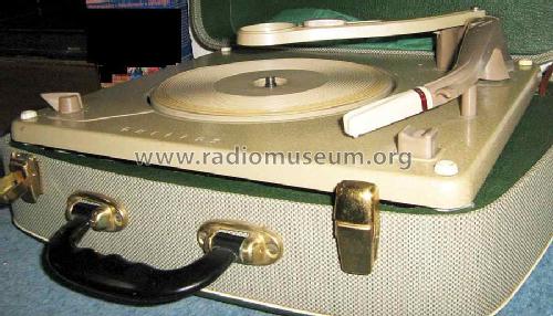 AG1207D/95n; Philips Radios - (ID = 1609894) R-Player