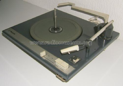 Plattenwechsler-Chassis WC 85 /10 AG1035W /72; Philips Radios - (ID = 441330) R-Player