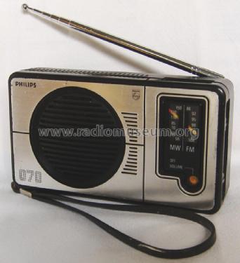 Blues 070 90AL070 /50; Philips Radios - (ID = 1693042) Radio