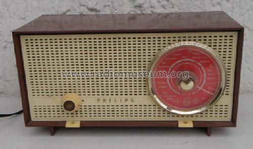 Philitina II B1D02A/00; Philips Radios - (ID = 1545494) Radio