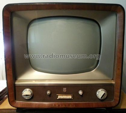 Raffael L 17TD144A /04; Philips Radios - (ID = 1730175) Televisore