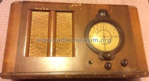 U385 ; Pilot Radio Ltd.; (ID = 2176081) Radio