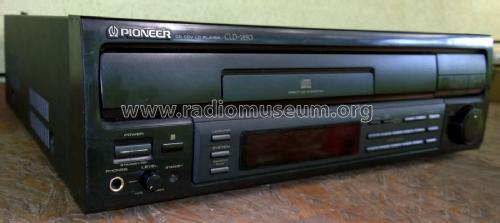 CD CDV LD Player CLD-1850; Pioneer Corporation; (ID = 1866416) Sonido-V