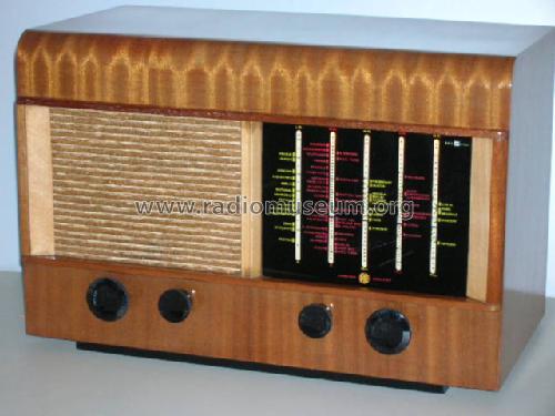P28; Pye Ltd., Radio (ID = 223814) Radio