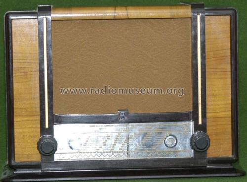 RA139A; Radiola marque (ID = 510571) Radio