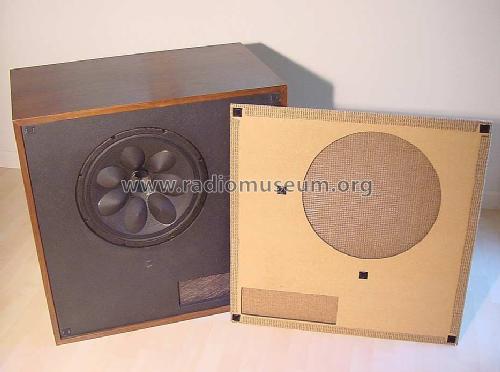 MI-11411-A ; RCA RCA Victor Co. (ID = 1044438) Speaker-P