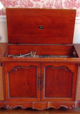 New Vista victrola solid state VHT67F Ch= RC-1218N and RS209C; RCA RCA Victor Co. (ID = 1277716) Radio