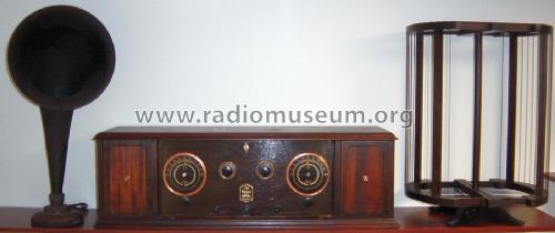Radiola Loop Antenna AG-814; RCA RCA Victor Co. (ID = 1769407) Antenna