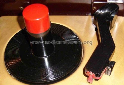 Victrola 45-EY-3 Ch= RS-136A; RCA RCA Victor Co. (ID = 368917) Ton-Bild