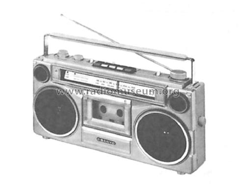 AM/FM FM-Stereo Radio Cassette Recorder M9902-2; Sanyo Electric Co. (ID = 1181688) Radio