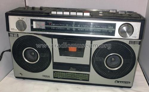 AM/FM Stereo Cassette Recorder M 9970; Sanyo Electric Co. (ID = 2813521) Radio