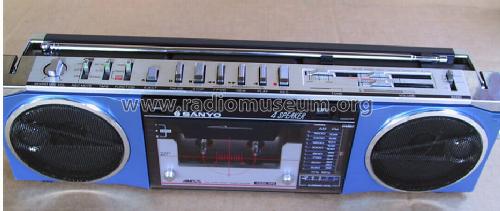 AM/FM Radio Cassette Player M-7780; Sanyo Electric Co. (ID = 1402186) Radio