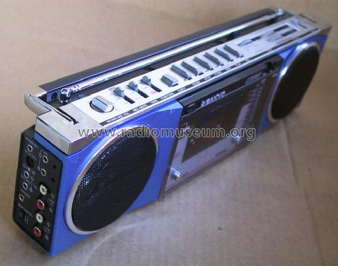 AM/FM Radio Cassette Player M-7780; Sanyo Electric Co. (ID = 1402187) Radio