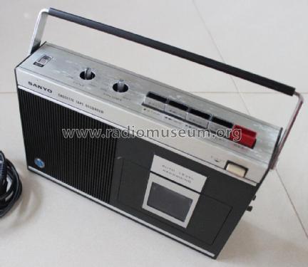 Cassette Tape Recorder MR-410; Sanyo Electric Co. (ID = 2989005) R-Player