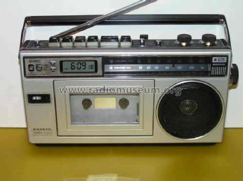 M1950F; Sanyo Electric Co. (ID = 517556) Radio