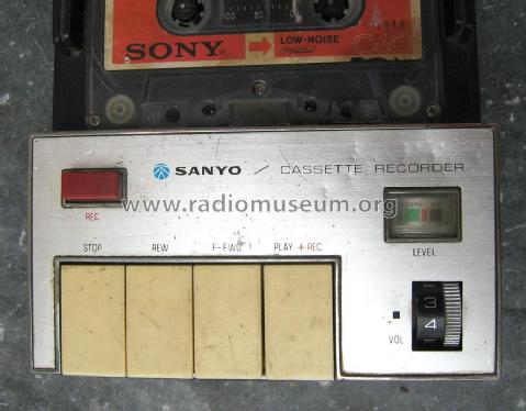 Cassette Recorder M-88W ; Sanyo Electric Co. (ID = 1418030) R-Player