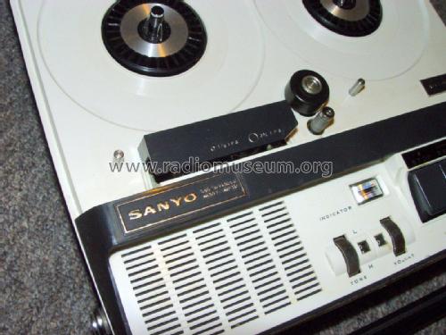 MR-110; Sanyo Electric Co. (ID = 1809111) R-Player