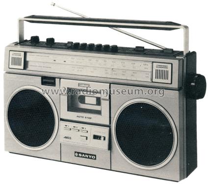 Stereo Radio Cassette Recorder M-4200LU; Sanyo Electric Co. (ID = 1352024) Radio