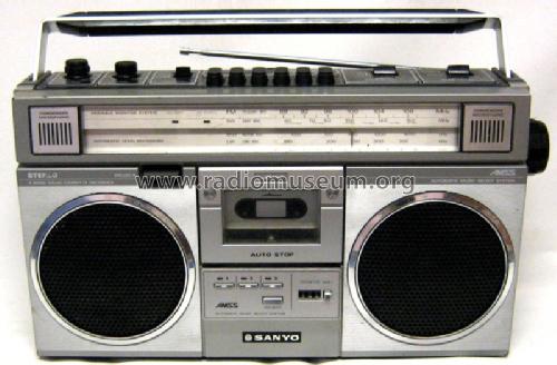 Stereo Radio Cassette Recorder M-4200LU; Sanyo Electric Co. (ID = 797230) Radio