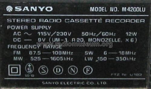 Stereo Radio Cassette Recorder M-4200LU; Sanyo Electric Co. (ID = 797232) Radio