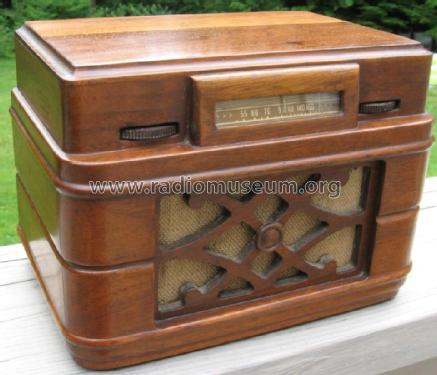 Silvertone 6406 Ch= 101.566-2 ; Sears, Roebuck & Co. (ID = 2022432) Radio