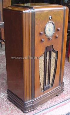 Silvertone 1944 Order= 57LM 1944; Sears, Roebuck & Co. (ID = 1781228) Radio