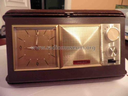 Seiko Travel Alarm Clock Radio ; Seiko Co. Ltd. (ID = 1448328) Radio