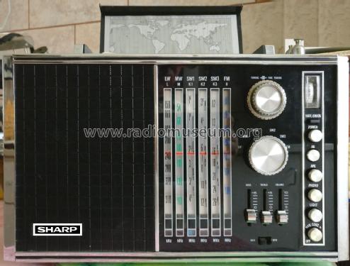 Multi Band Deluxe FV 1800; Sharp; Osaka (ID = 2119016) Radio