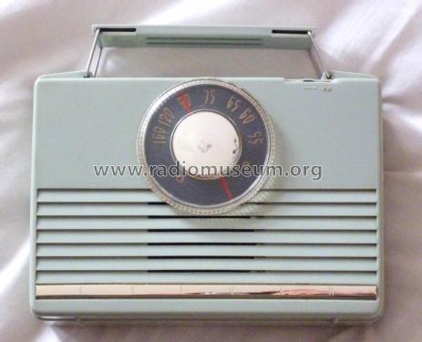 Portable Radio U-450; Silver Brand - Shin- (ID = 1829417) Radio