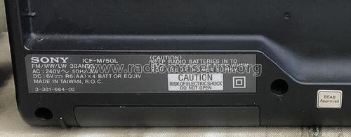 3 Bands PLL Synthesized Receiver ICF-M750L; Sony Corporation; (ID = 2902167) Radio