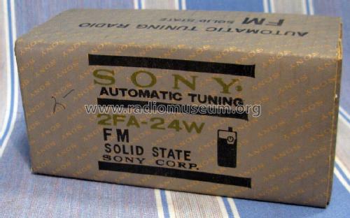 FM Automatic Tuning 2FA-24W; Sony Corporation; (ID = 2894154) Radio