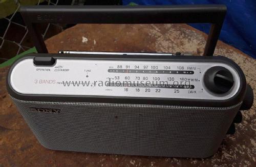 ICF-703L; Sony Corporation; (ID = 2823293) Radio