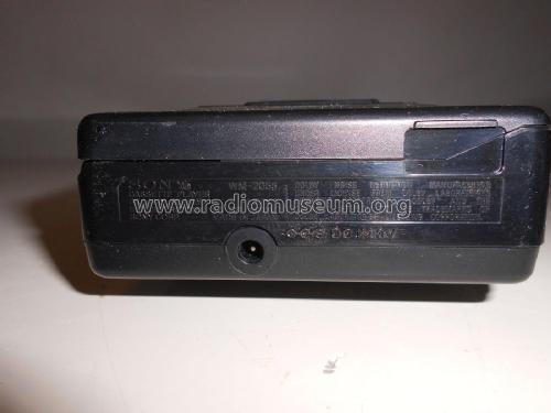 Walkman Mega Bass WM-2055; Sony Corporation; (ID = 2286036) R-Player