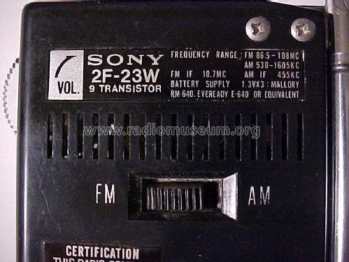 Solid State 9 Transistor 2F-23W; Sony Corporation; (ID = 1221657) Radio
