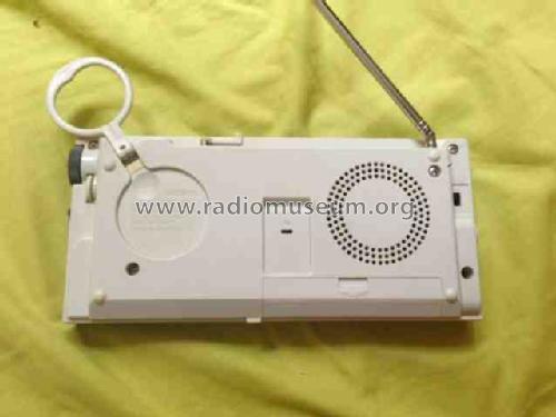 4 Band Receiver ICF-32; Sony Corporation; (ID = 1497516) Radio