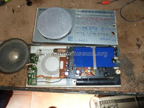 4 Band Receiver ICF-32; Sony Corporation; (ID = 2086544) Radio