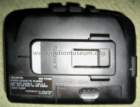 FM/AM Walkman WM-FX103; Sony Corporation; (ID = 834265) Radio