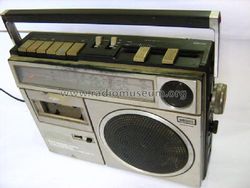 FM/MW/SW1/SW2 Cassette-Corder CFM-31S; Sony Corporation; (ID = 1328187) Radio