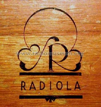 Radiola M55; SR, Svenska (ID = 54532) Radio