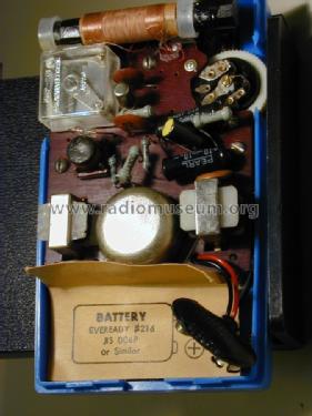 2 Transistors Boy's Radio MTR-203; Summit International (ID = 1017832) Radio