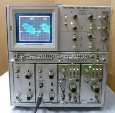 oscilloscope mainframe 7104; Tektronix; Portland, (ID = 1758836) Equipment