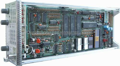 Programmable Time Base 7B90P; Tektronix; Portland, (ID = 1004482) Equipment