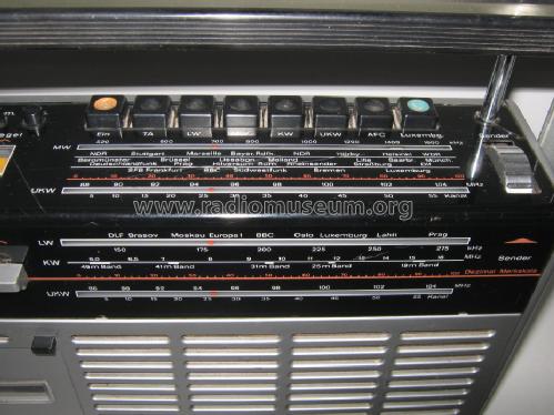 Bajazzo Compact 101C; Telefunken (ID = 1220326) Radio
