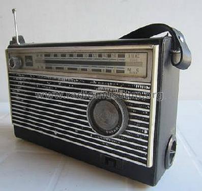 2 Band MW/SW Radio 8L-480S; Toshiba Corporation; (ID = 1479326) Radio