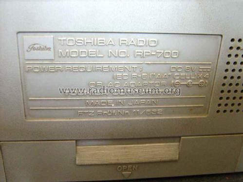 3 Band FM/MW/SW Receiver RP700/700S; Toshiba Corporation; (ID = 1465412) Radio