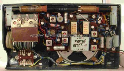 3 Band 9 Transistor 9TL-489R; Toshiba Corporation; (ID = 1354459) Radio